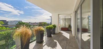 Widok na rzekę/4 pokoje/komórka, parking, siłownia