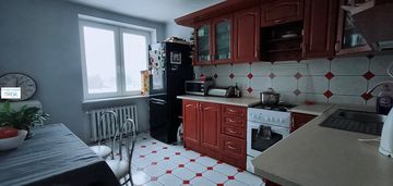 Przestronne mieszkanie 3 pokojowe na sadach