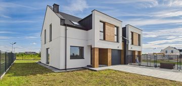 Nowy bliźniak 157 m² z dużym ogrodem