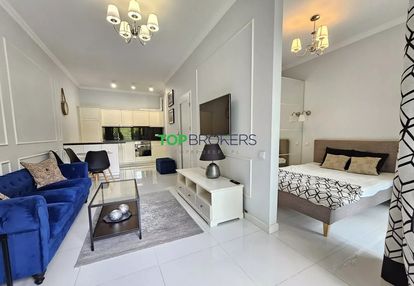 Luksusowe 2 pokoje, garaż, blisko metro