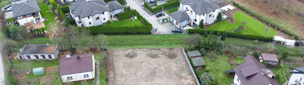 Atrakcyjna działka przy głównej ulicy