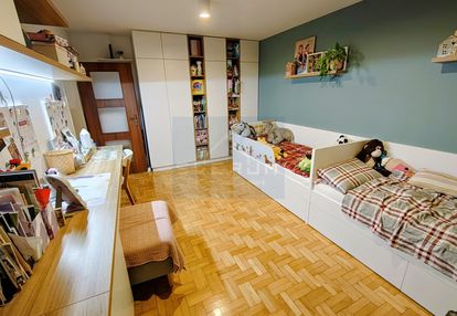 M-4 tysiąclecie, 2 piętro, efekt „wood wrap”