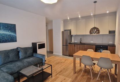 Luksusowe 3 pokoje, balkon, garaż