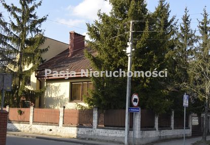 Dom w imielnicy, płock