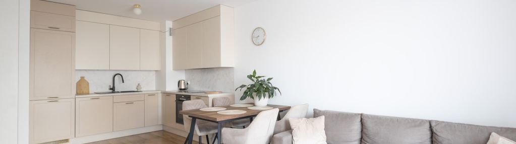 Urokliwe mieszkanie w bardzo spokojnej okolicy