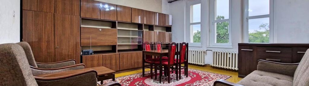 Ustawne 2-pokojowe mieszkanie w kamienicy 58,5 m2 .