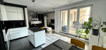 Luksusowe 2 pok. | centrum | przestronny balkon