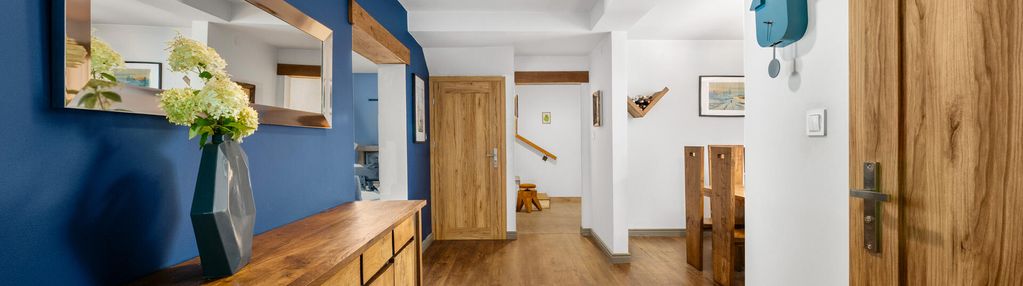 Przestronny dom jednorodzinny z ogrodem w krzywaczce