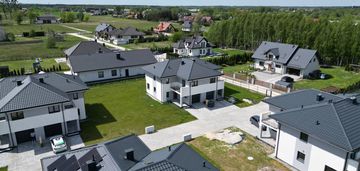 Bliźniacza zabudowa, zamknięte osiedle, wielogóra