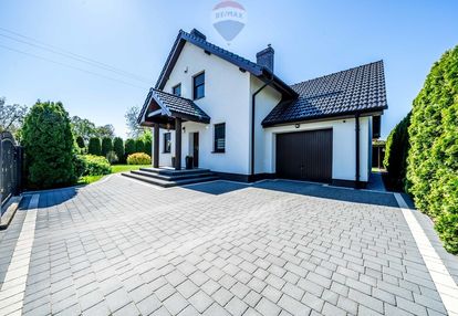 Dom wolnostojący zadbany jak nowy ogród robakowo