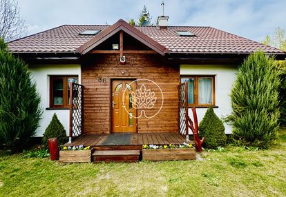 Urokliwy dom jednorodzinny w otoczeniu natury!