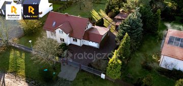 Rodzinny dom 5-pokojowy + duża działka + kawalerka