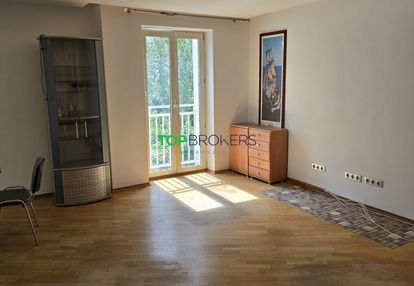 5 pokoi po remoncie wśród zieleni, loggia, garaż