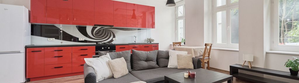 Dwupokojowe mieszkanie z piwnicą w centrum miasta