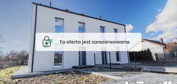 Gotowy do wykończenia bliźniak w granicy poznania