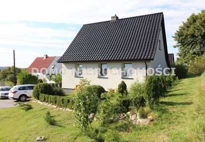 Dom wolnostojący*budynek gospodarczy*działka 1372