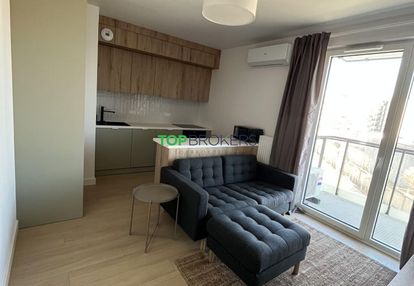 Salon z aneksem i sypialnia, klimatyzacja, garaż