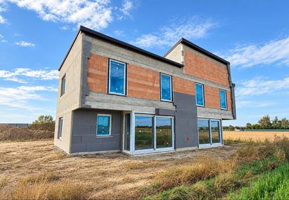 Nowe osiedle domków ! jedynie 9 minut od centrum !