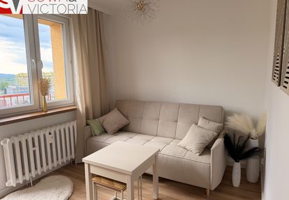 Nowoczesna kawalerka na piaskowej górze