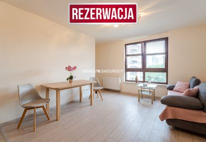 Jasne mieszkanie w nowym budynku