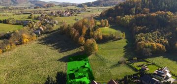 Dom w zacisznym miejscu rudaw janowickich.