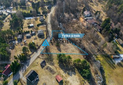 Działka budowlana z linią brzegową rzeki