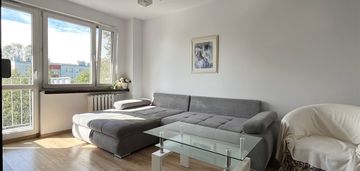 Ładny widok, dużo światła, balkon