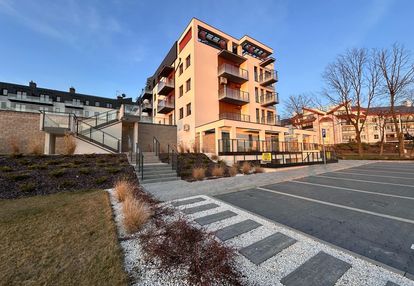 Sprzedam 3-pokojowe mieszkanie z tarasem 52 m²