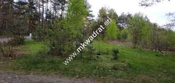 Piękna działka otoczona lasem 2564 m2, czarny las