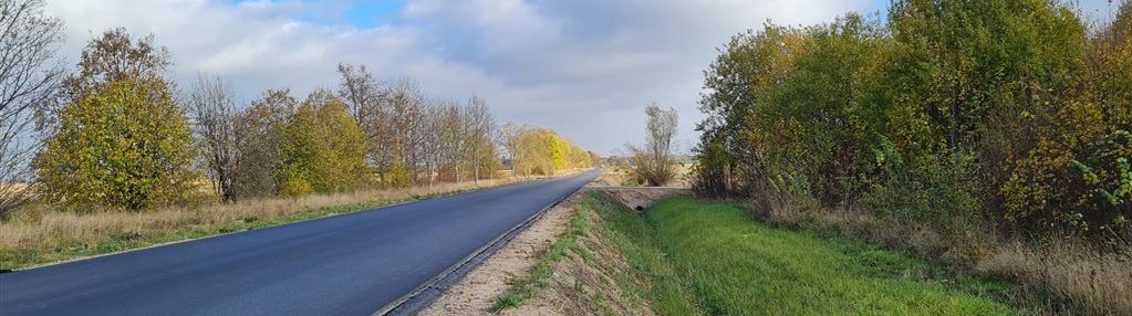 Działka inwestycyjna *dostępna z drogi asfaltowej