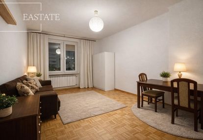 Plac zbawiciela || kamienica || metro ||