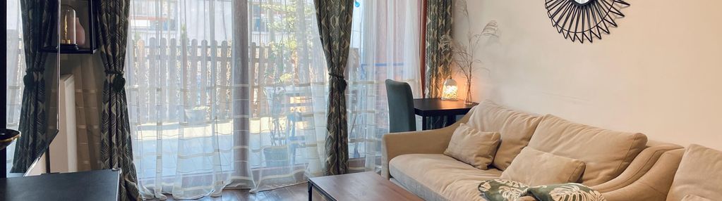 106 m² mieszkanie z tarasem 40 m² i podwójnym garażem – prądnik biały