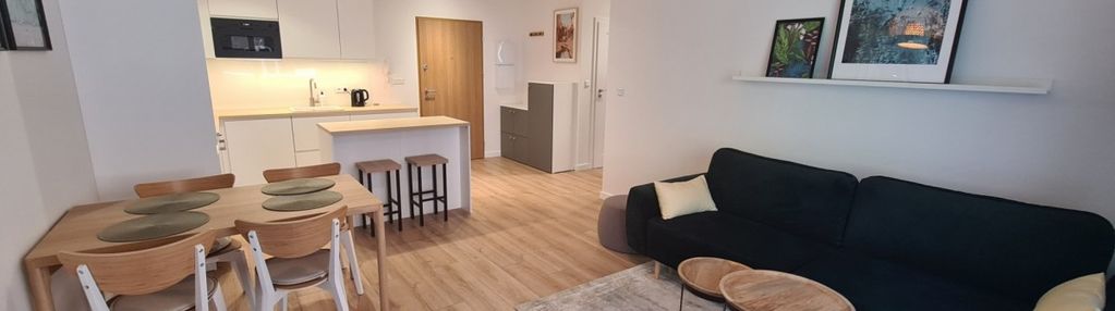 3 pokoje, miejsce postojowe, winda