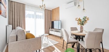 Piękne i komfortowe mieszkanie balkon klimatyzacja