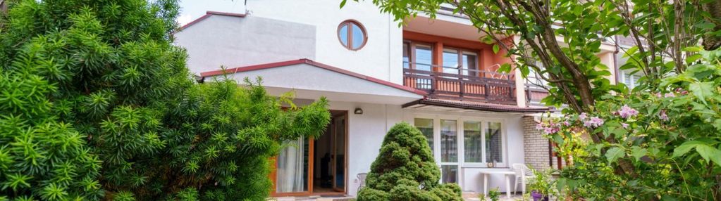 Dwupoziomowy apartament z ogrodem - osiedle wólki