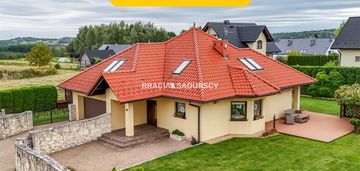 Komfortowy dom pod wieliczką na dużej działce