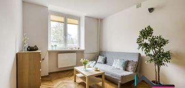 Kawalerka tuż przy metrze, wolna od 1 maja!