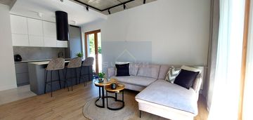 Komfortowe 3 pokoje z miejscem garażowym/ parkitka