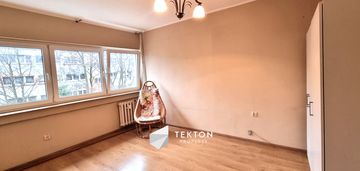 Teofilów m3 z balkonem do remontu