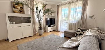 Metro ks janusza / parking / strzeżone osiedle