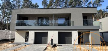 Osiedle przy lesie na ul. modrzewiowej w wiązownie