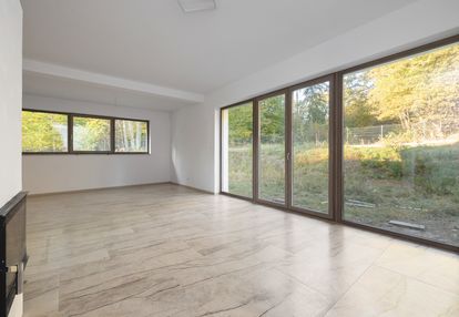 Nowoczesny dom w otoczeniu lasu - bysewo