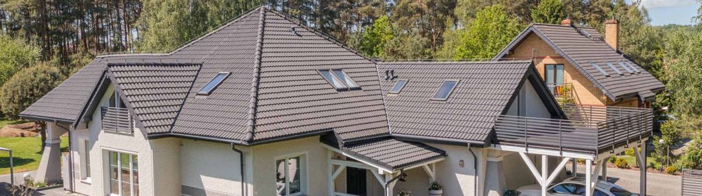 Rezydencja pod lasem  – 3000 m² zieleni i ciszy!