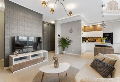Stylowe 64m² z balkonem i prywatnym parkingiem