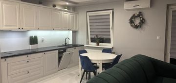 Dwupoziomowe mieszkanie w ząbkach