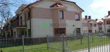 Przytulny dom dla rodziny lub firmy