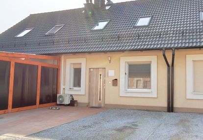 Dom szeregowy NAMYSŁÓW/ ogródek, klimatyzacja