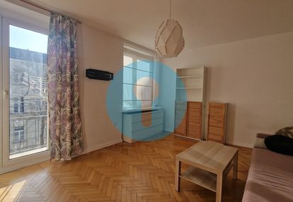 Do wynajęcia kawalerka centrum 37m2.