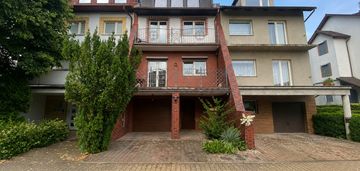 Szereg we wrocławiu - z garażem i podwórkiem