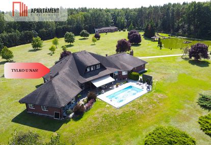 Rezydencja w stylu hiszpańskim.